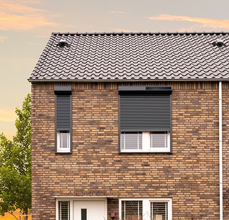 Verano antracietgrijze solar rolluiken met isolatie energiebesparing