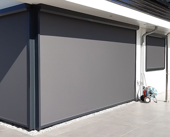 Zonwering uitbouw screens aanbouw oplossing raambekleding schuifpui